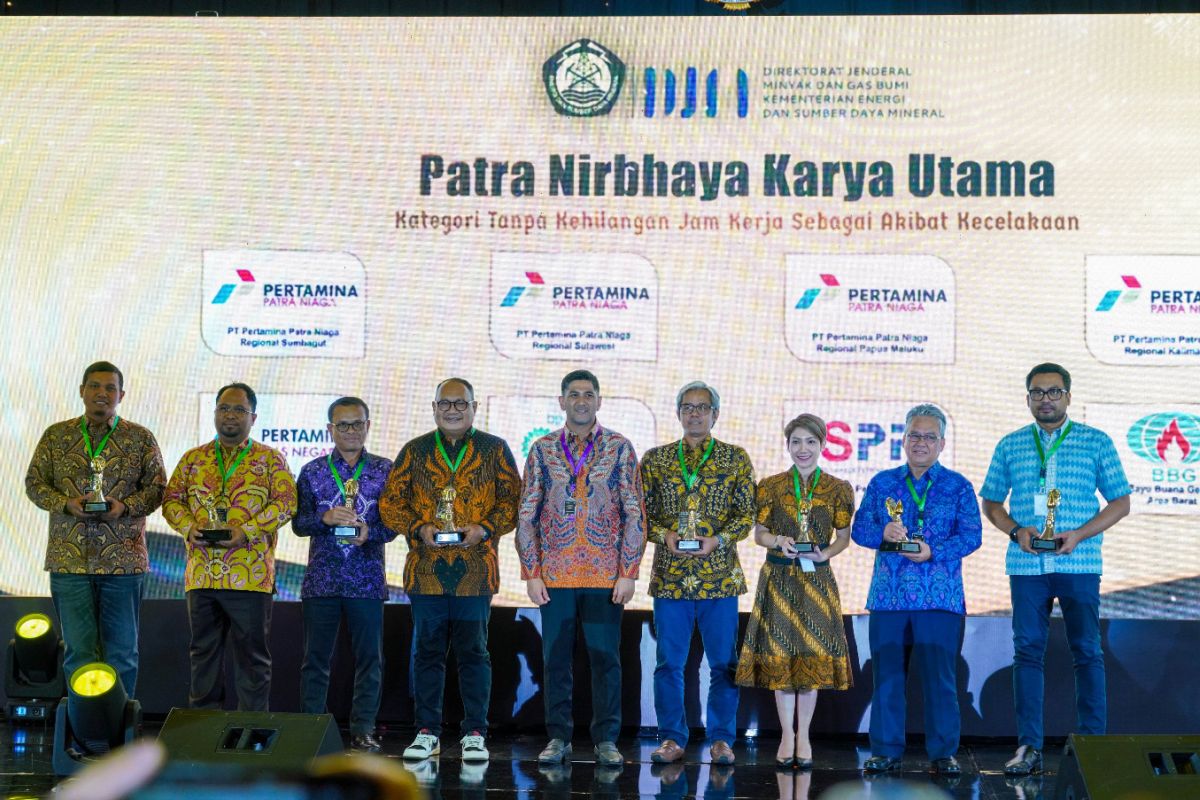 Pertamina Patra Niaga Papua Maluku raih penghargaan keselamatan migas dari Kementerian ESDM