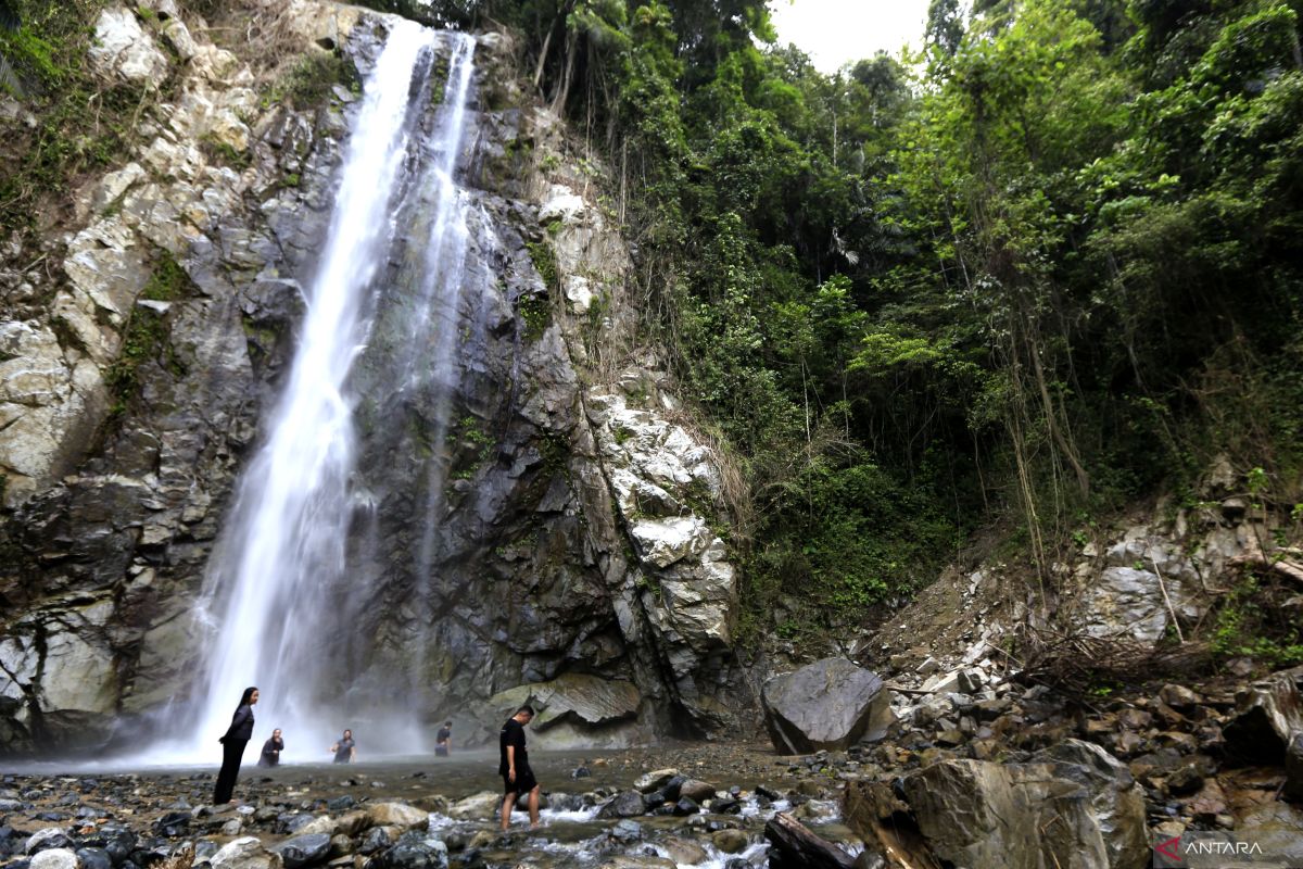 Dispar lakukan pengembangan wisata air terjun Permai Taludaa