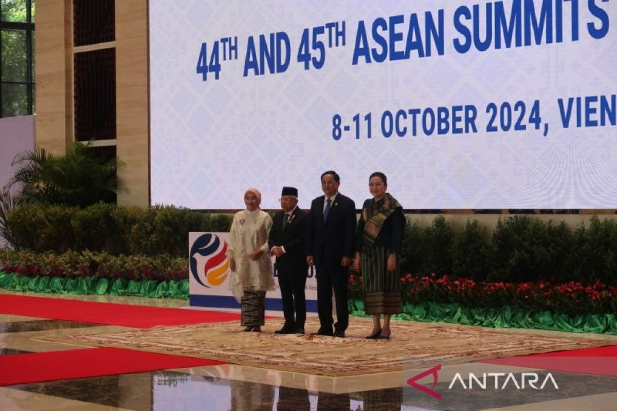 President convey greetings to ASEAN through VP Amin