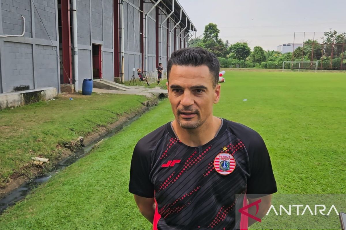 Direktur Persija tegaskan posisi Carlos Pena belum sepenuhnya aman