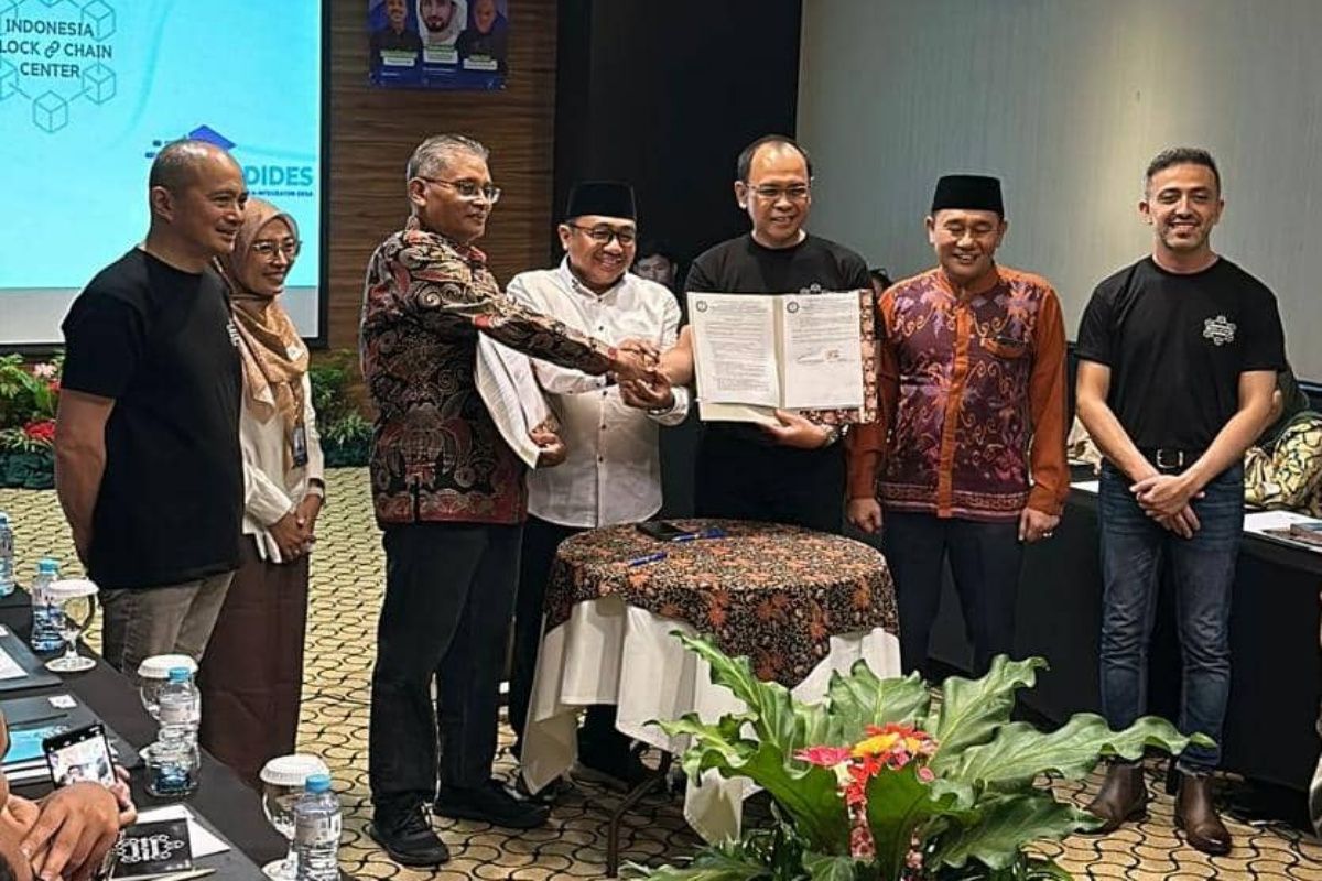 Pengenalan teknologi blockchain masuk ke ranah akademisi