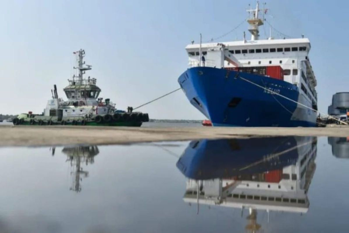 Pelni Medan lakukan "docking" KM  Kelud persiapan Tahun Baru 2025