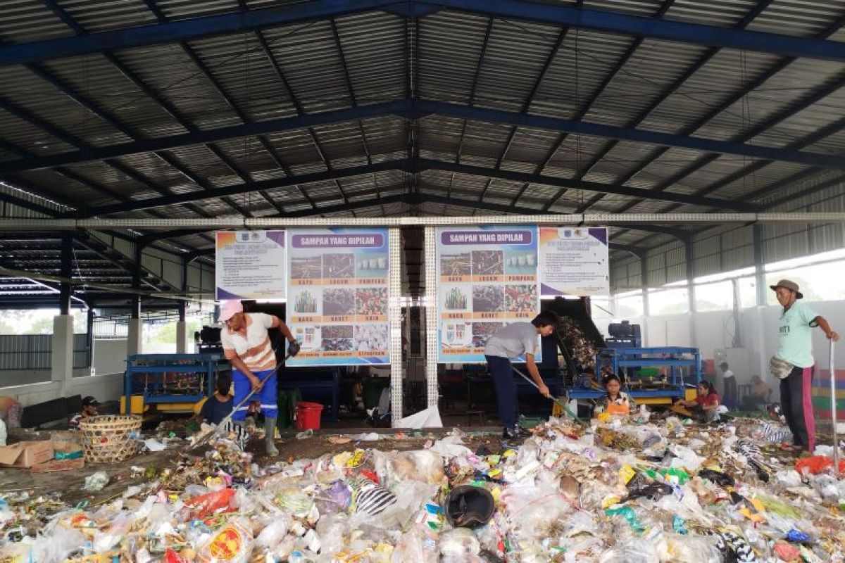 TPST Sandubaya Mataram berdayakan 90 persen pekerja lokal