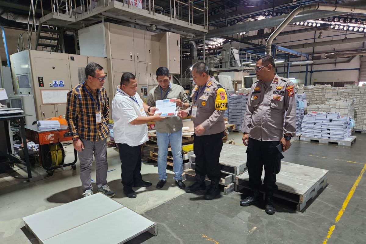 Kapolres Dumai pastikan kelancaran produksi logistik Pilkada 2024