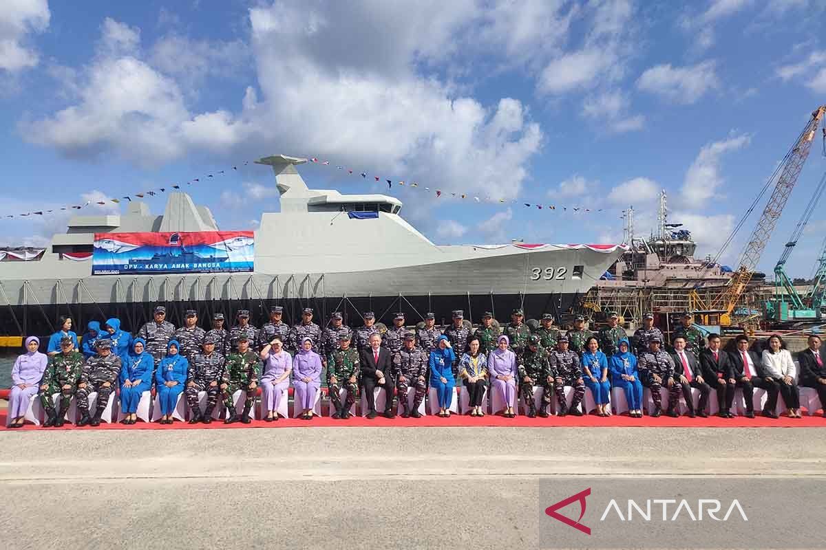 TNI AL perkuat armada dengan tambah dua Kapal perang