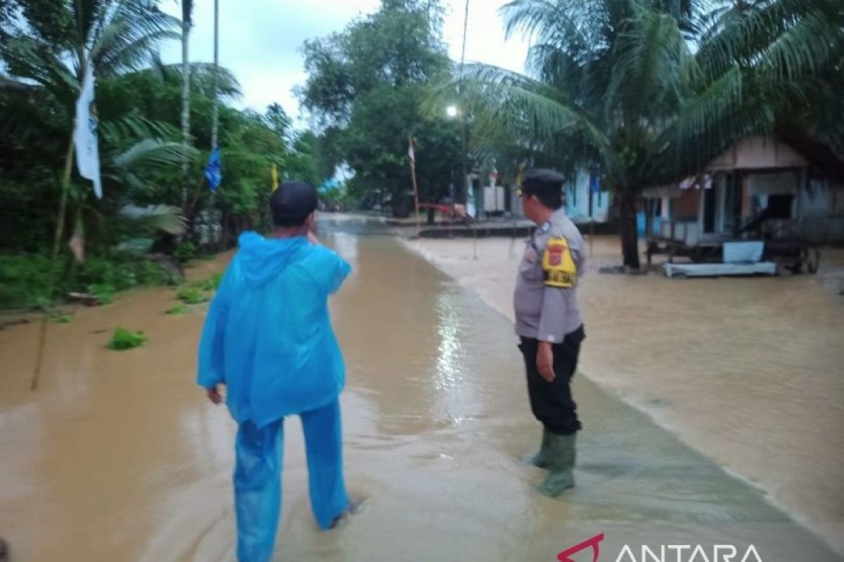 Kapolres Abdya imbau warga waspada di musim penghujan