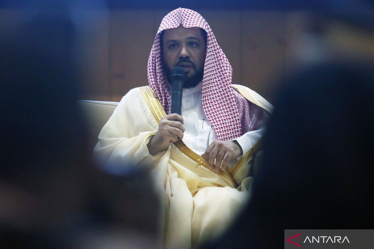 Imam Besar Masjid Nabawi ungkap perasaan rindu ingin datangi Indonesia