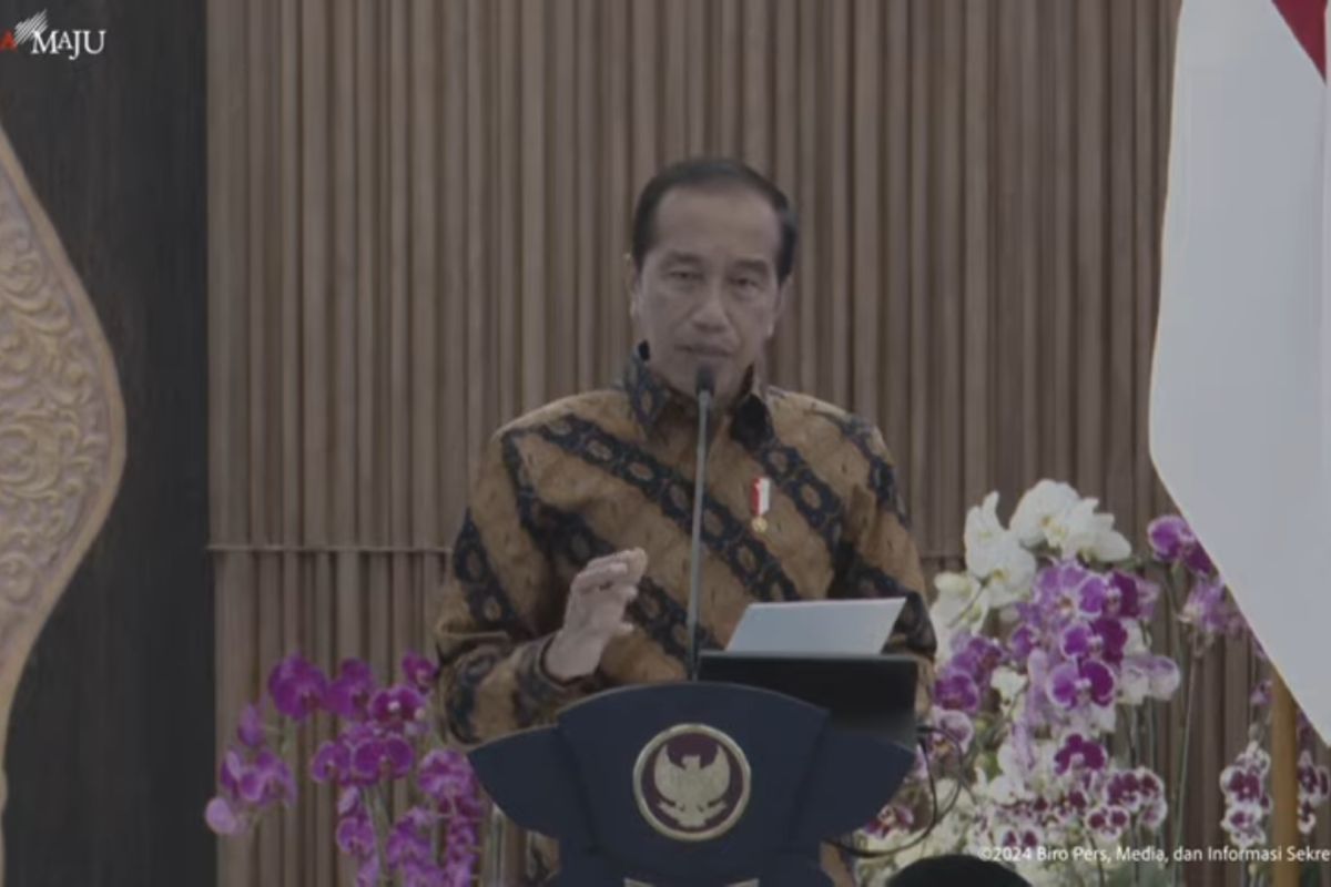 Presiden Jokowi: Realisasi jalan desa 366.000 km masih kurang