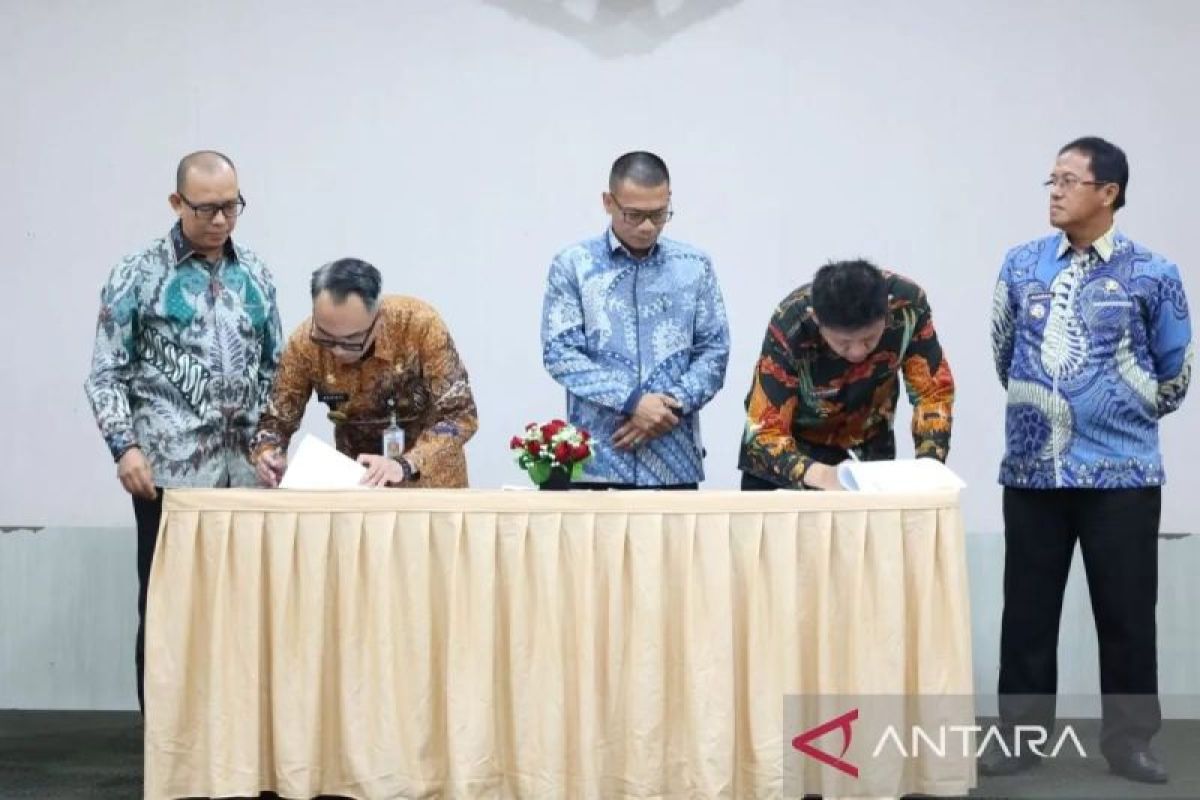 Pemkab OKU Timur sosialisasikan  pengoperasian Bandara Gatot Subroto