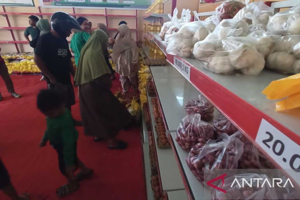 Pemkab Parigi Moutong buka kios pangan mudahkan warga peroleh bahan pokok