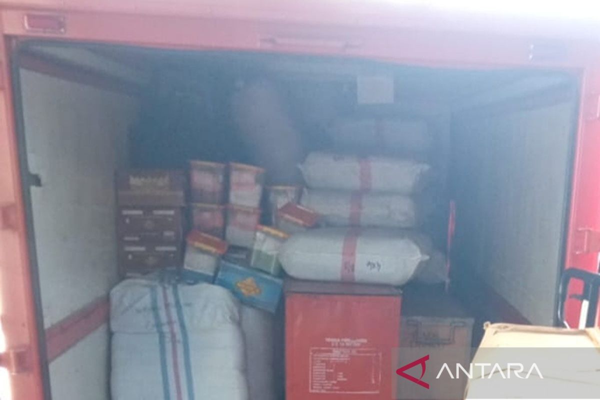 BPBD DKI salurkan bantuan logistik bagi korban kebakaran di Tambora