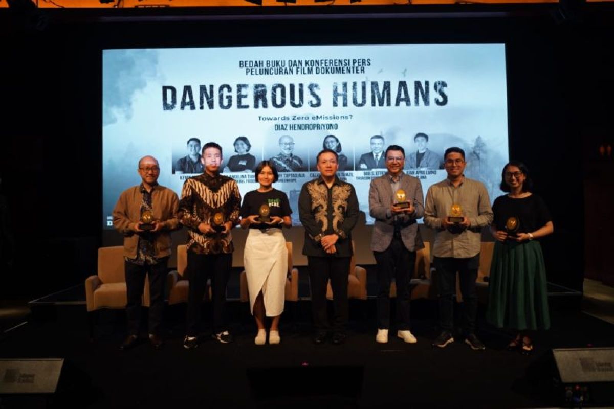 "Dangerous Humans", film kolaborasi Diaz dan Deddy Corbuzier