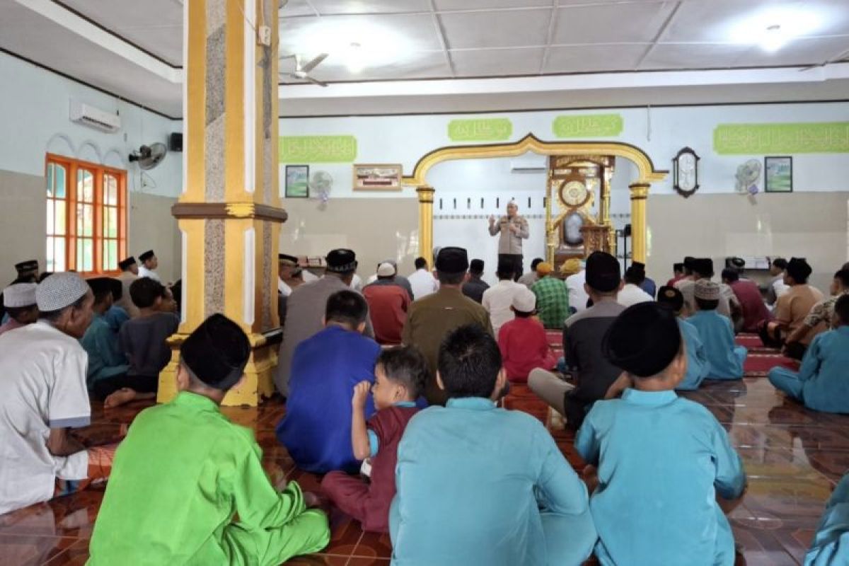 Sarana sistem pendinginan pilkada, Kapolsek Minas sambangi Jamaah Masjid Al-Ikhlas