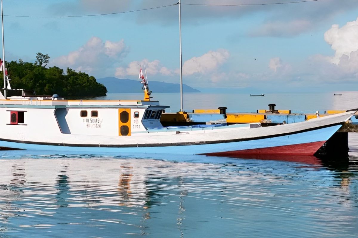 Polda Sulteng amankan KM penadah ikan hasil "destructive fishing"