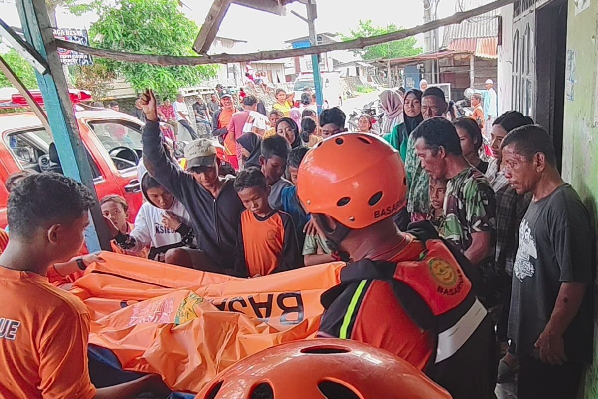 2 hari dicari, jasad bocah 9 tahun di evakuasi dari Sungai Denai Medan