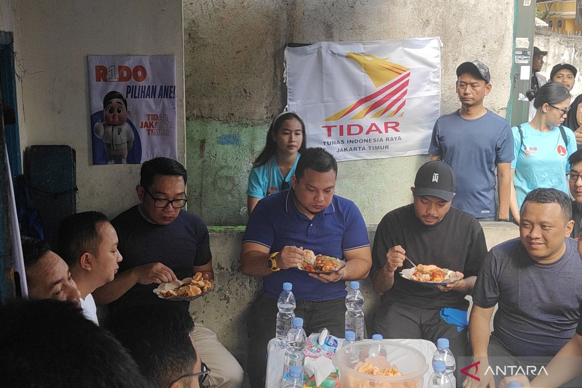 Ridwan Kamil janji naikkan kelas warung UMKM di Jakarta dengan aplikasi