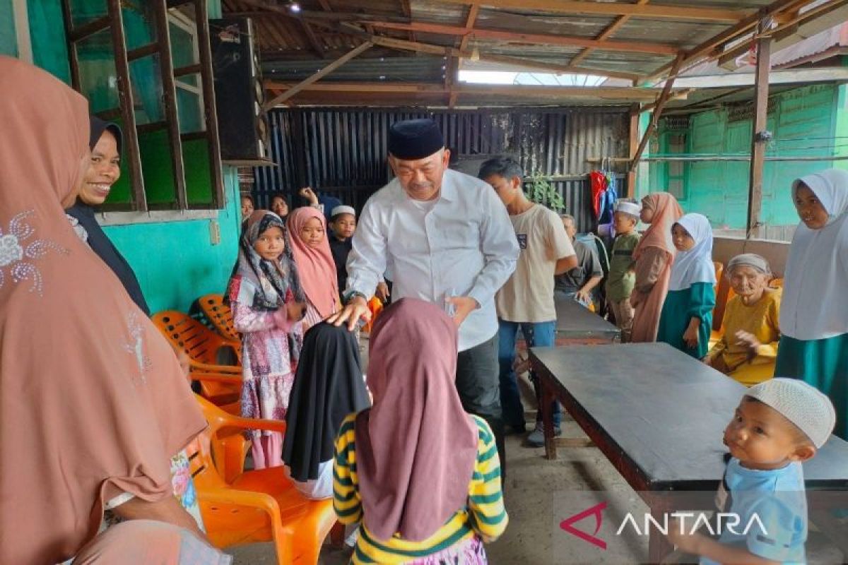 Paslon SAHATA kembali santuniratusan anak yatim