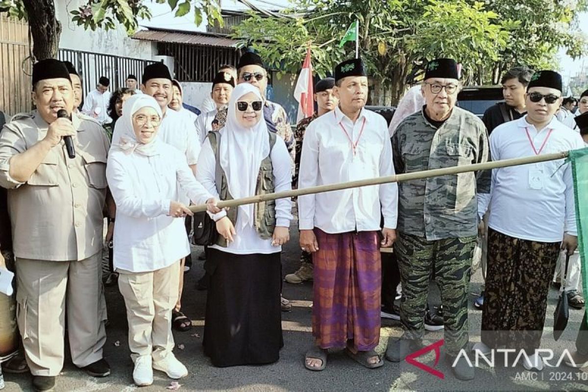 PCNU Surabaya ziarah makam pendiri NU dan napak tilas resolusi jihad NU dengan sepeda kuno