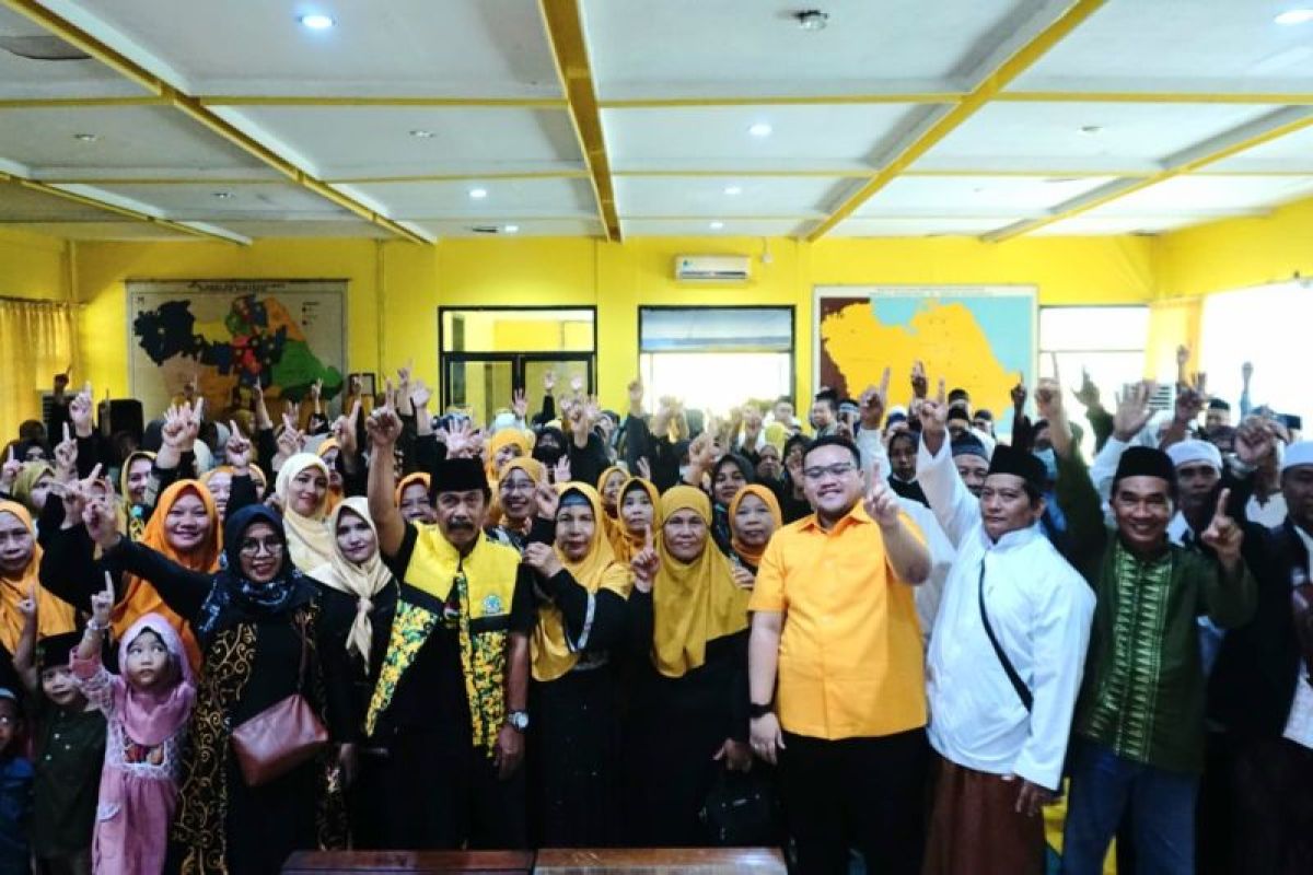 Golkar Surabaya miliki cara unik sentuh hati warga saat masa kampanye