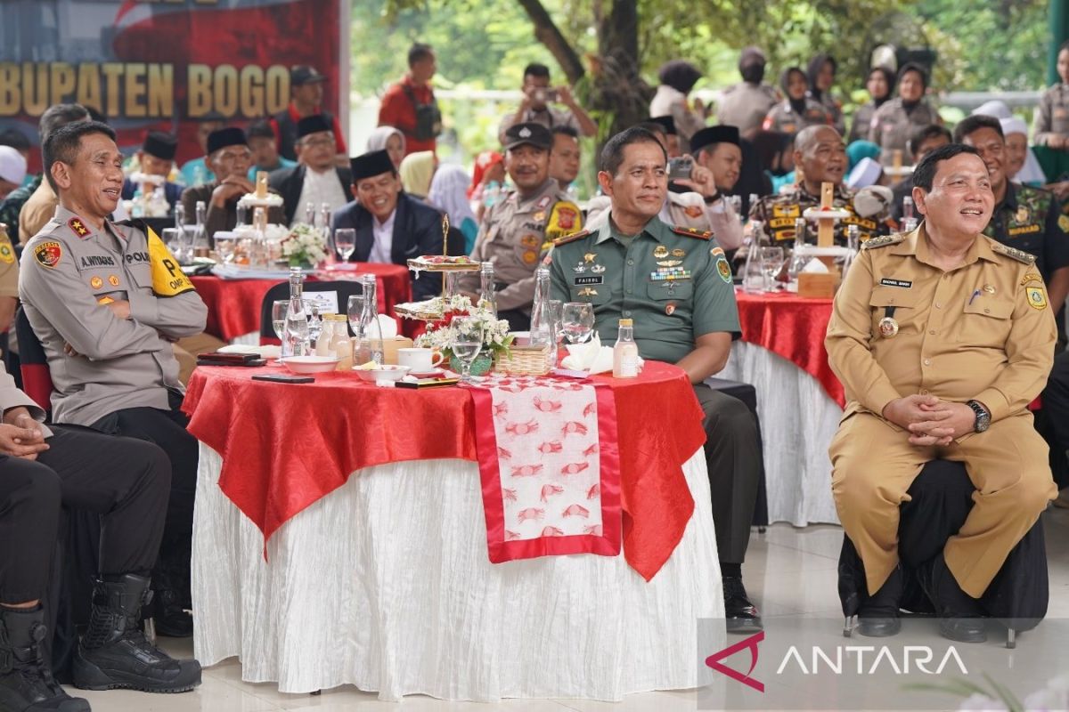 Pj Bupati Bogor komitmen sukseskan Pilkada di hadapan Pangdam dan Kapolda