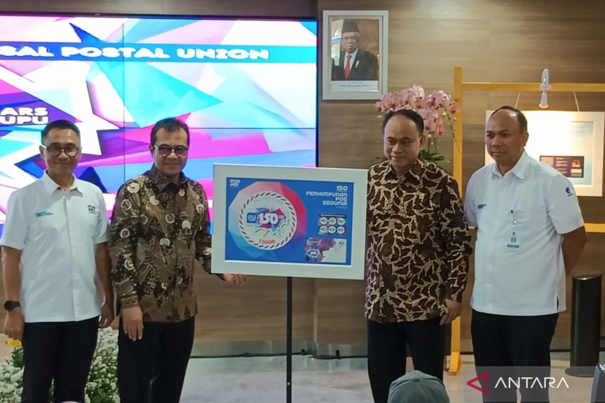 Prangko seri 150 Tahun Perhimpunan Pos Sedunia diluncurkan