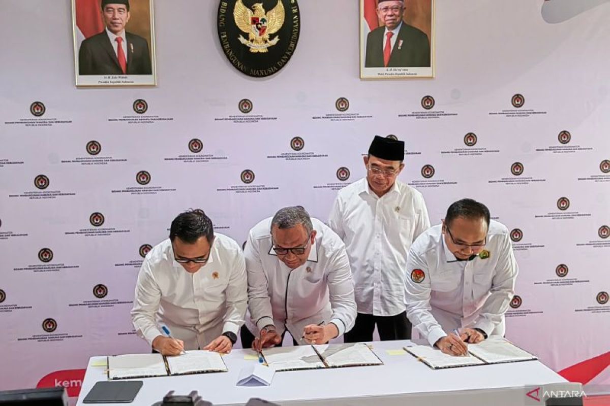 Pemerintah tetapkan 27 hari libur nasional dan cuti bersama pada 2025