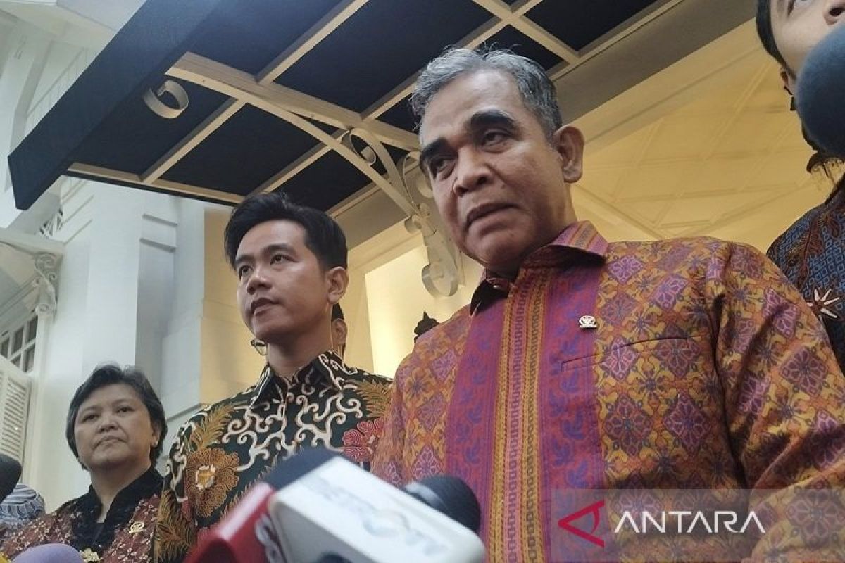 MPR serahkan surat undangan pelantikan Presiden