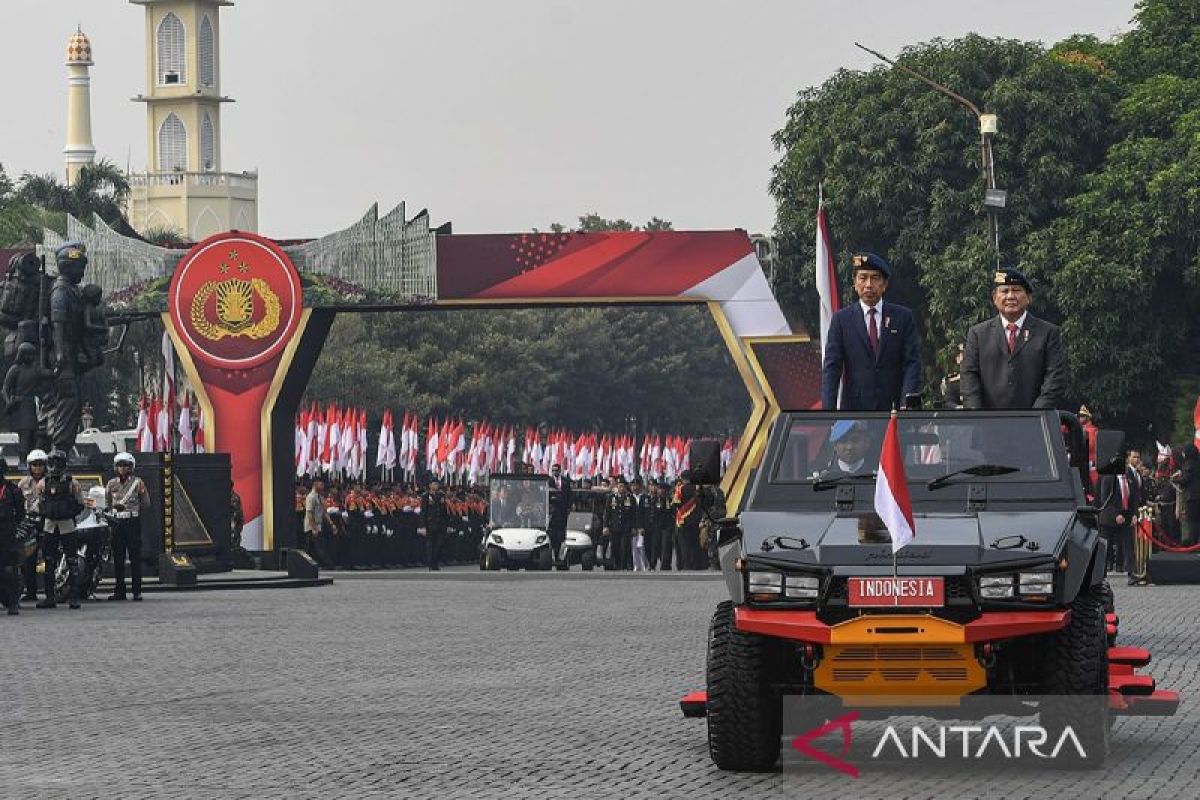 Presiden Jokowi pimpin apel pengamanan pelantikan Prabowo