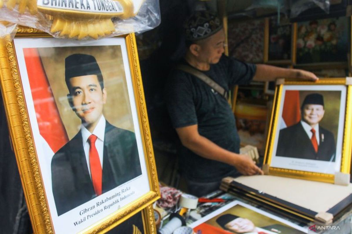 Rangkuman hoaks jelang pelantikan, Gibran mengundurkan diri hingga digantikan Anies