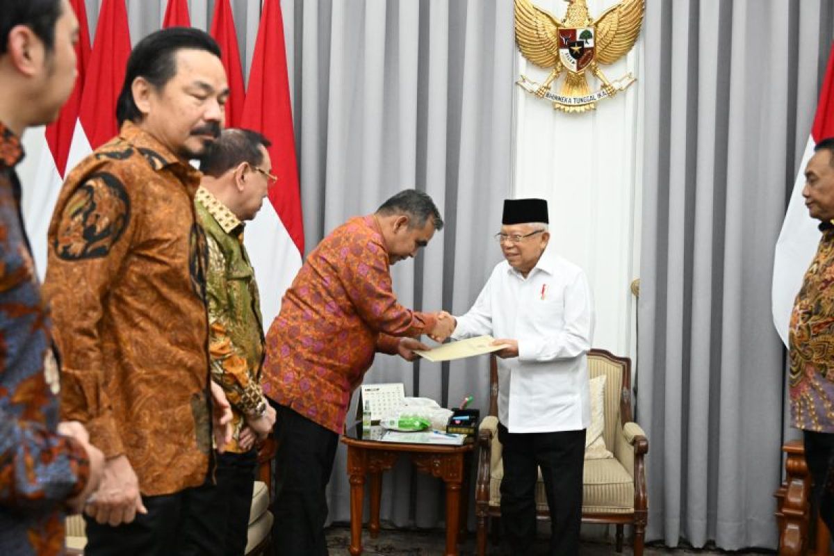 MPR serahkan undangan pelantikan Prabowo-Gibran ke Wapres Ma'ruf Amin