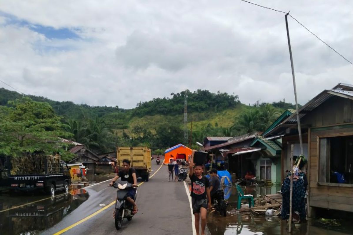 Kemensos kerahkan Tagana tangani banjir longsor di Tapanuli Selatan