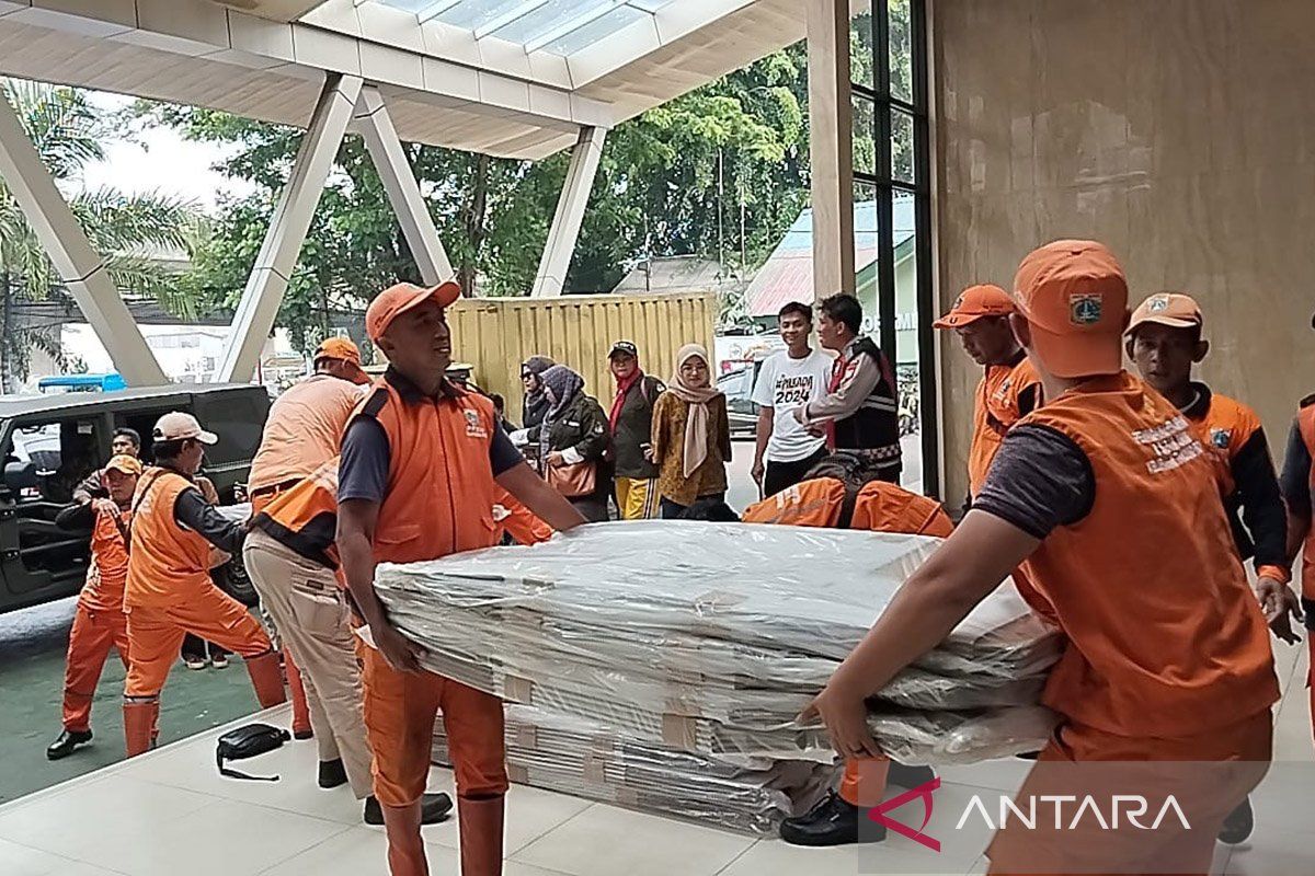 KPU pastikan lokasi penyimpanan logistik Pilkada bebas banjir