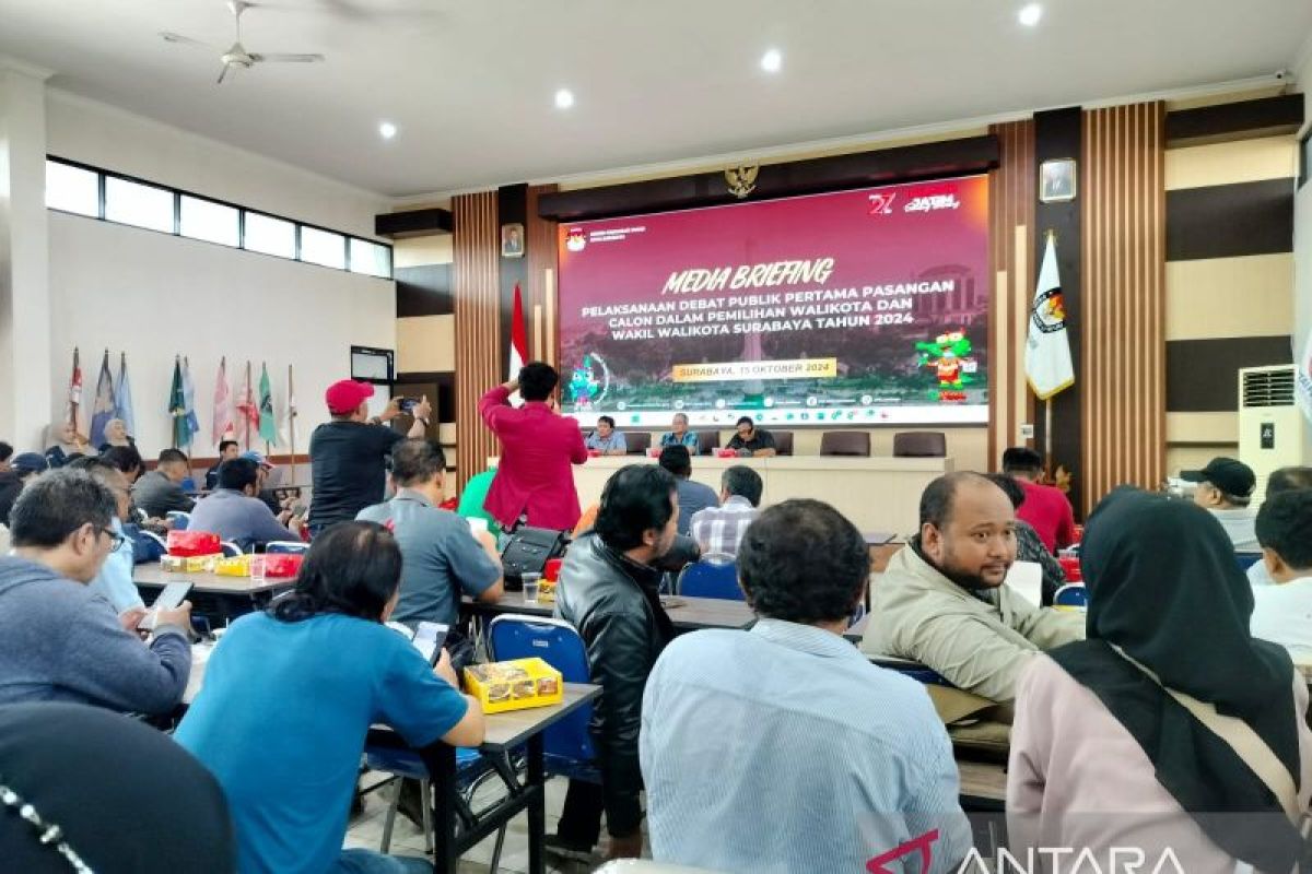 Debat Pilkada, KPU Surabaya libatkan lima orang panelis