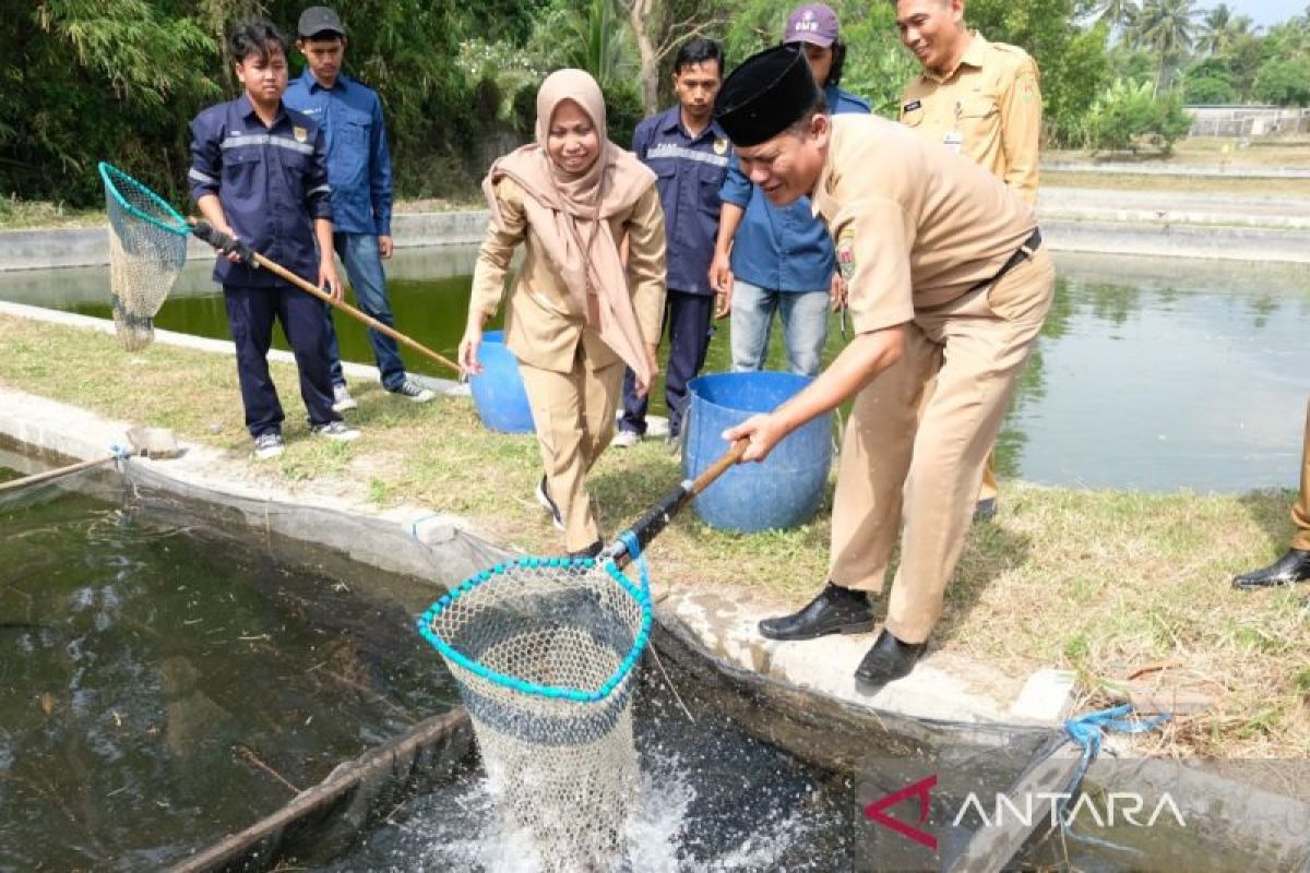 Pemkab Magelang produksi 1,8 miliar ekor benih ikan  tahun 2023