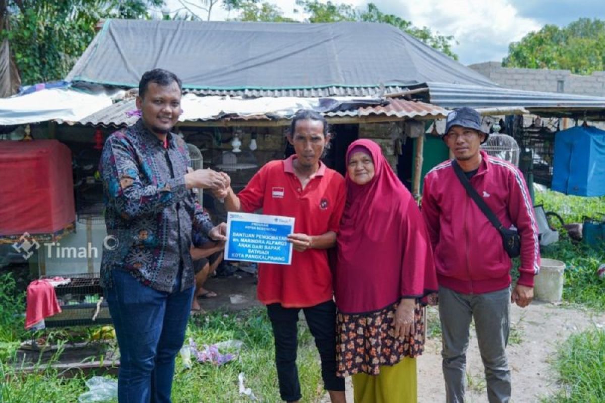 Nurhayati terharu PT Timah bantu biaya pengobatan cucu