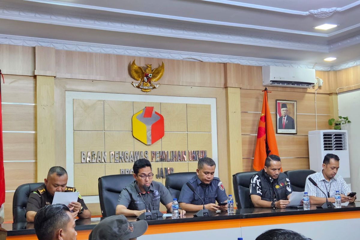 Bawaslu Jambi sebut tak temukan pelanggaran bagi-bagi uang oleh paslon