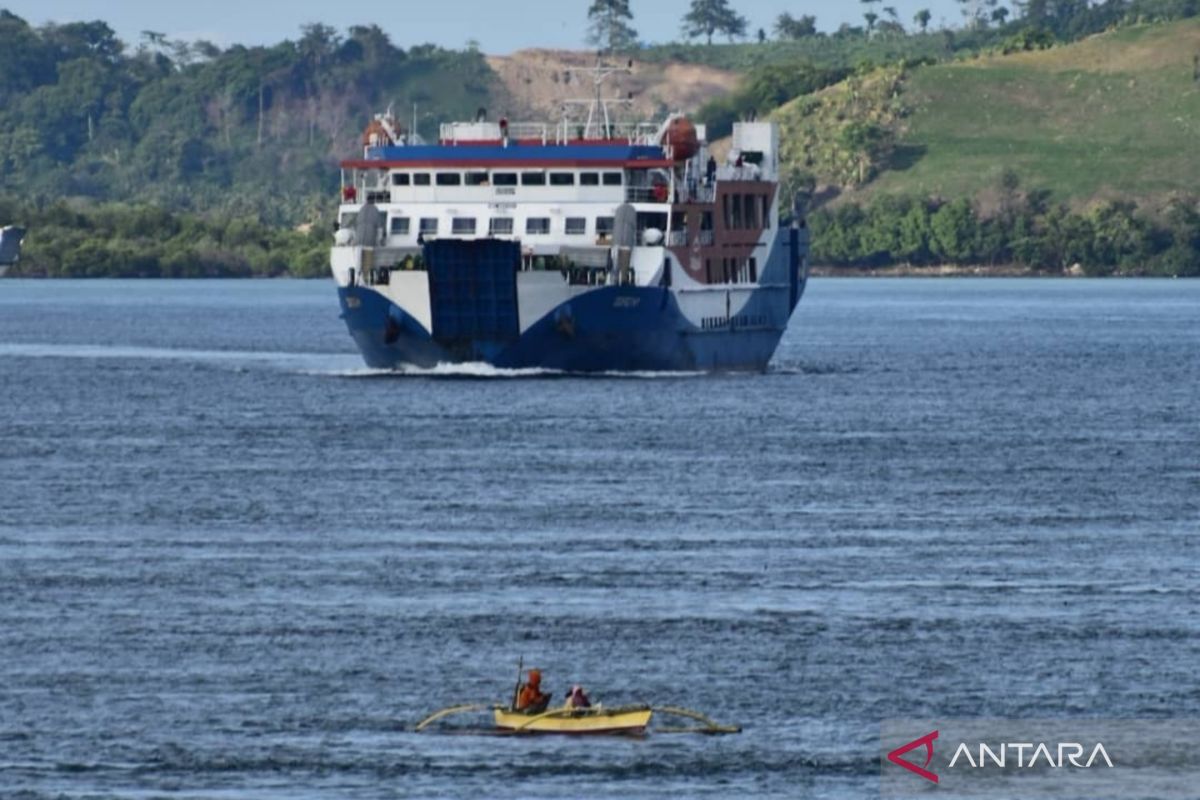 BMKG keluarkan peringatan dini potensi gelombang tinggi 4 meter