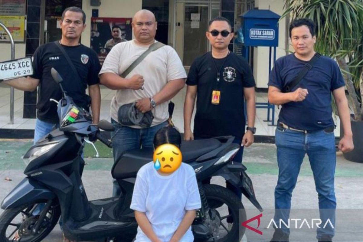 Polres Bekasi tangkap perempuan pencuri motor modus kencan