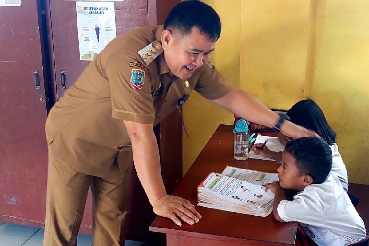 Pemkot Sorong masifkan sosialisasi program bersih di satuan pendidikan