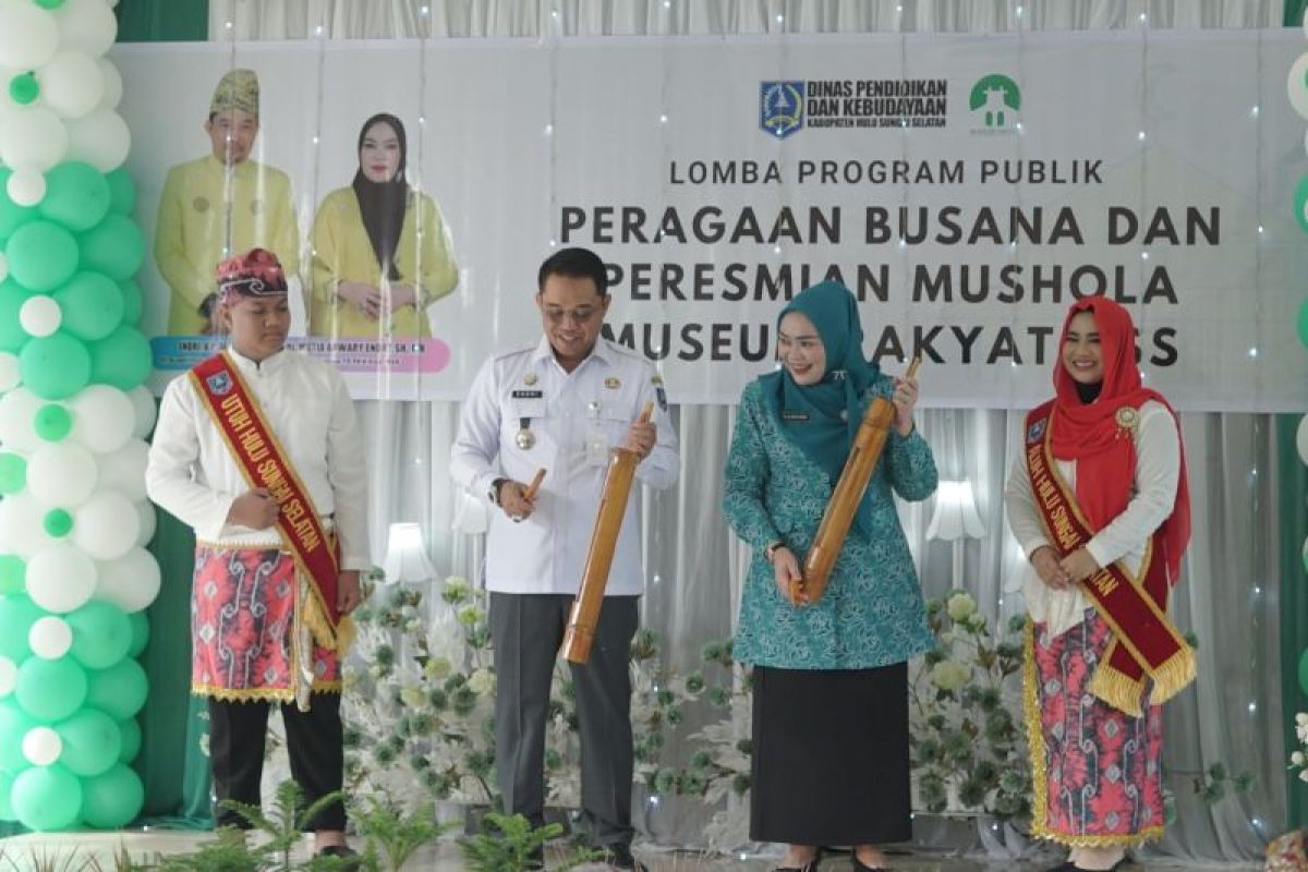 Pj bupati dan ketua TP PKK resmikan mushola Museum Rakyat HSS