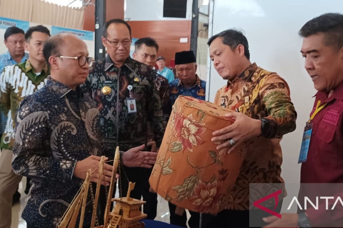 Sekjen Kemnaker RI apresiasi karya warga binaan Lapas Kelas IIA Pangkalpinang