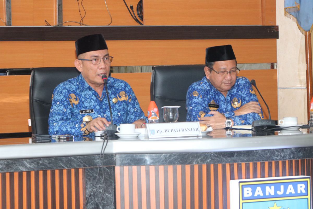 Pjs Bupati Banjar ajak ASN  jaga situasi jelang pilkada