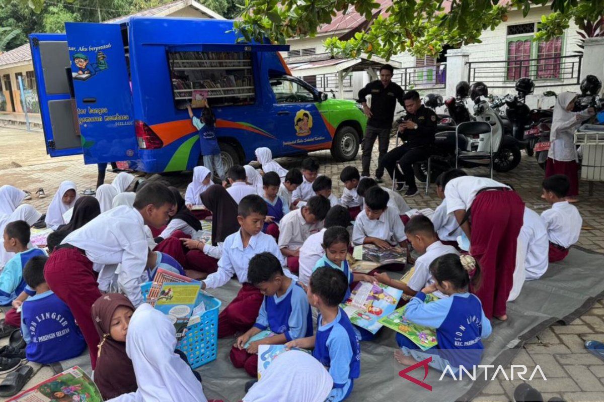 Dispersip Kalsel kerahkan mobil perpustakaan tingkatkan literasi masyarakat