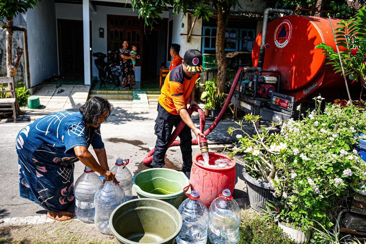 BPBD Kota Madiun distribusikan air bersih di Kelun dan Tawangrejo