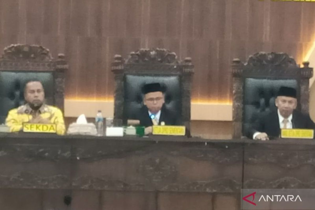 Paripurna perdana, Rimba dan Arli ditetapkan jadi pimpinan defenitif DPRD Labura