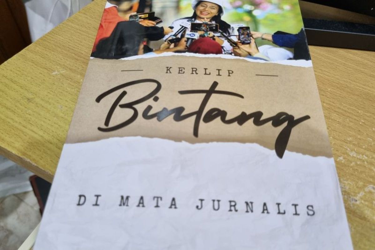 Menteri Bintang terkesan peroleh kado buku dari wartawan