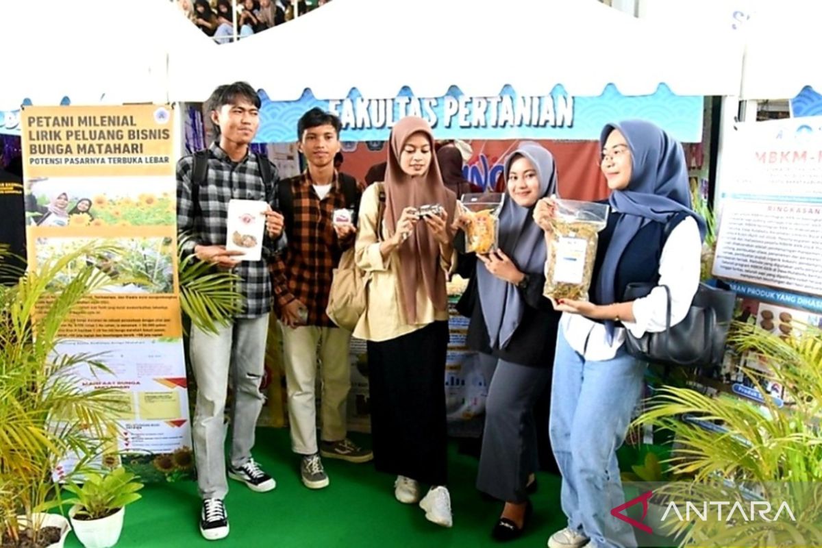 Kelompok wirausaha mahasiswa UNG ikut ajang KMI Expo 2024