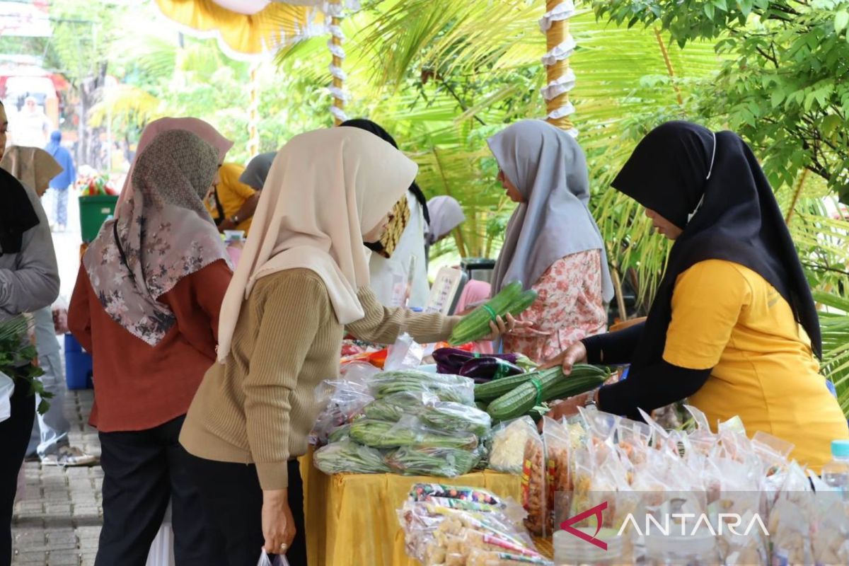 DPKP Kalsel laksanakan Gerakan Pasar Murah saat Hari Pangan Sedunia