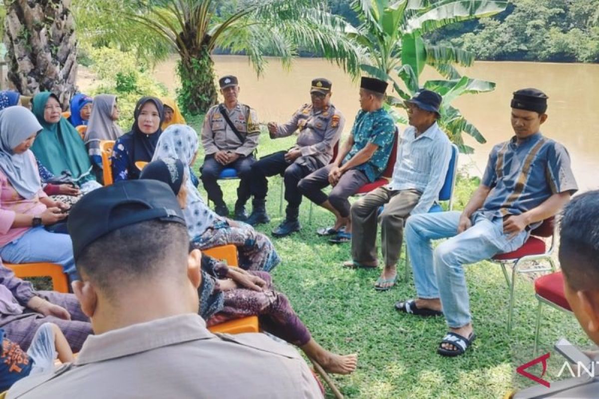 Polsek Kelayang giat patroli di sungai jelang pilkada