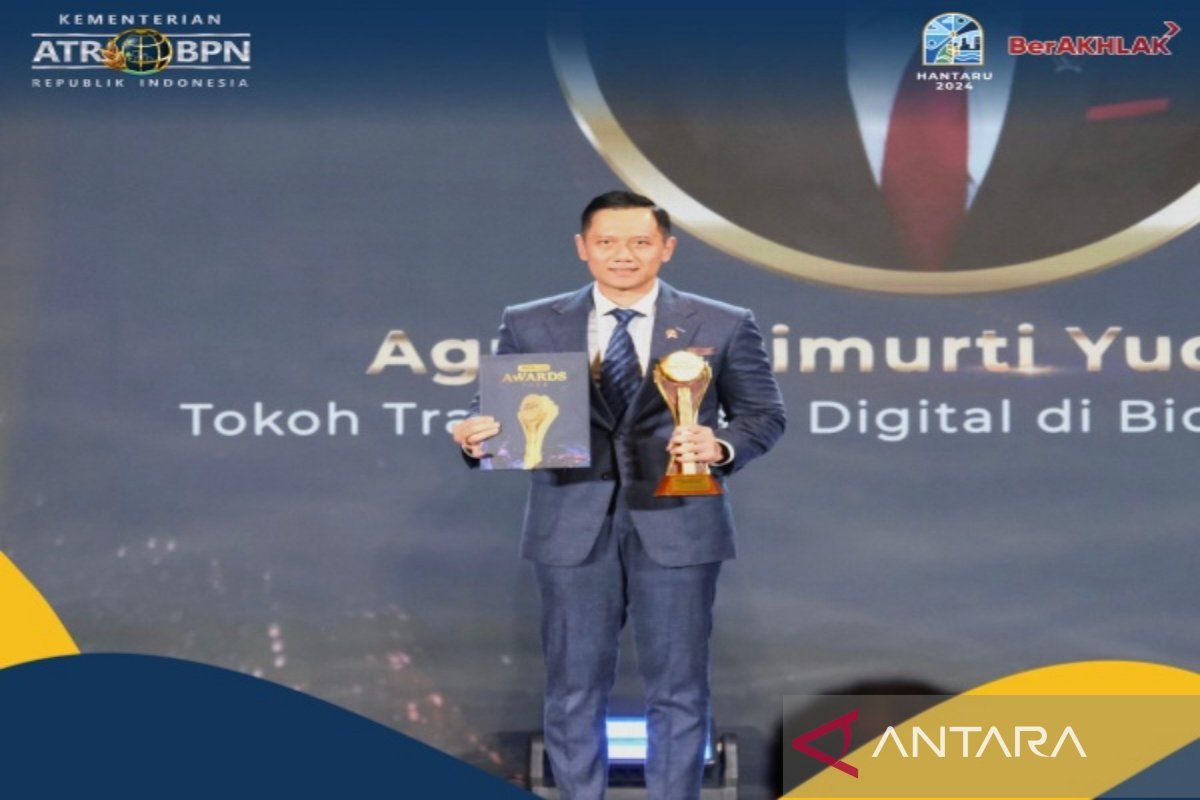 Menteri AHY dinobatkan sebagai tokoh transformasi digital di bidang pertanahan